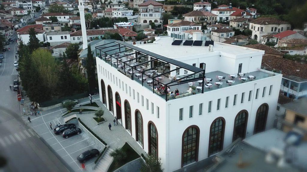 Portik Hotel Berat Exterior photo